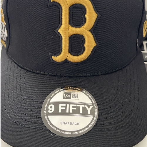 BOSTON NEGRA DORADO